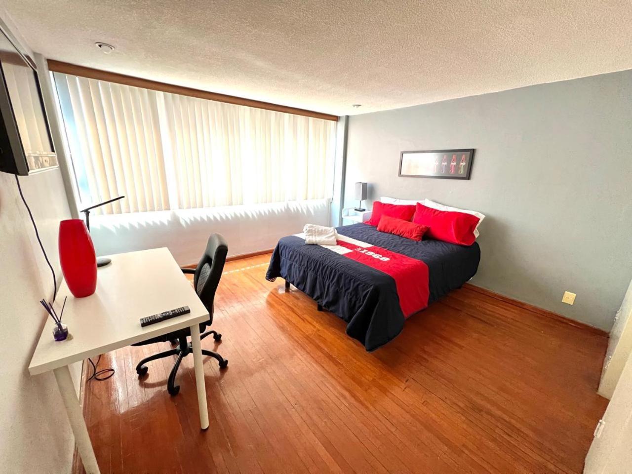 Amplio Departamento En La Napoles, Cerca Del Wtc Y Estadio Azul Apartment